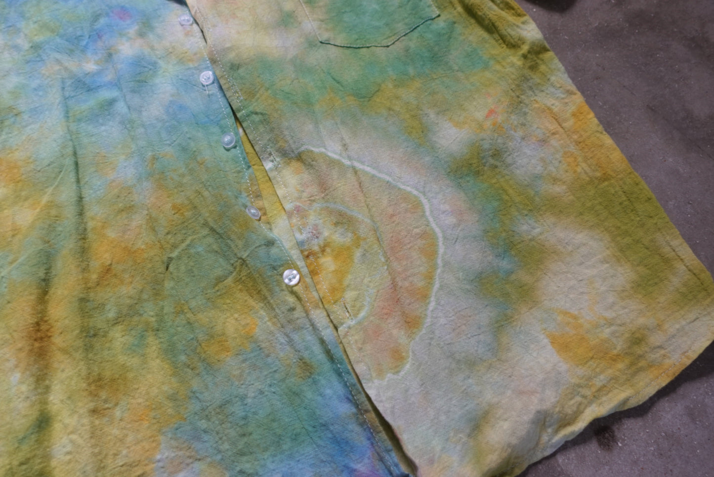Beach wizard button down camp shirt (M)