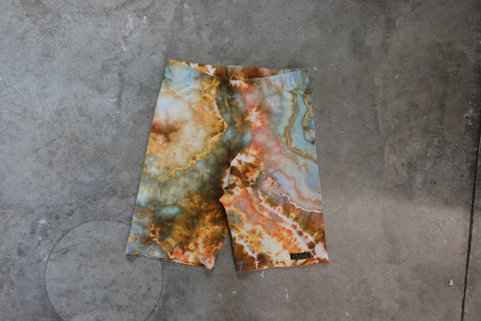 Hippy Cammo high waisted bike shorts (L)