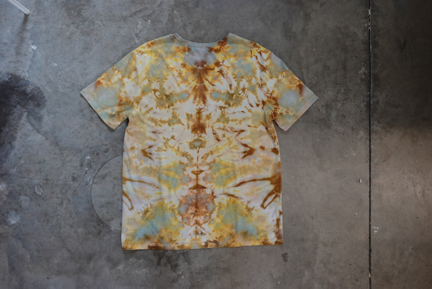 Hippy Cammo short sleeve tee (L)