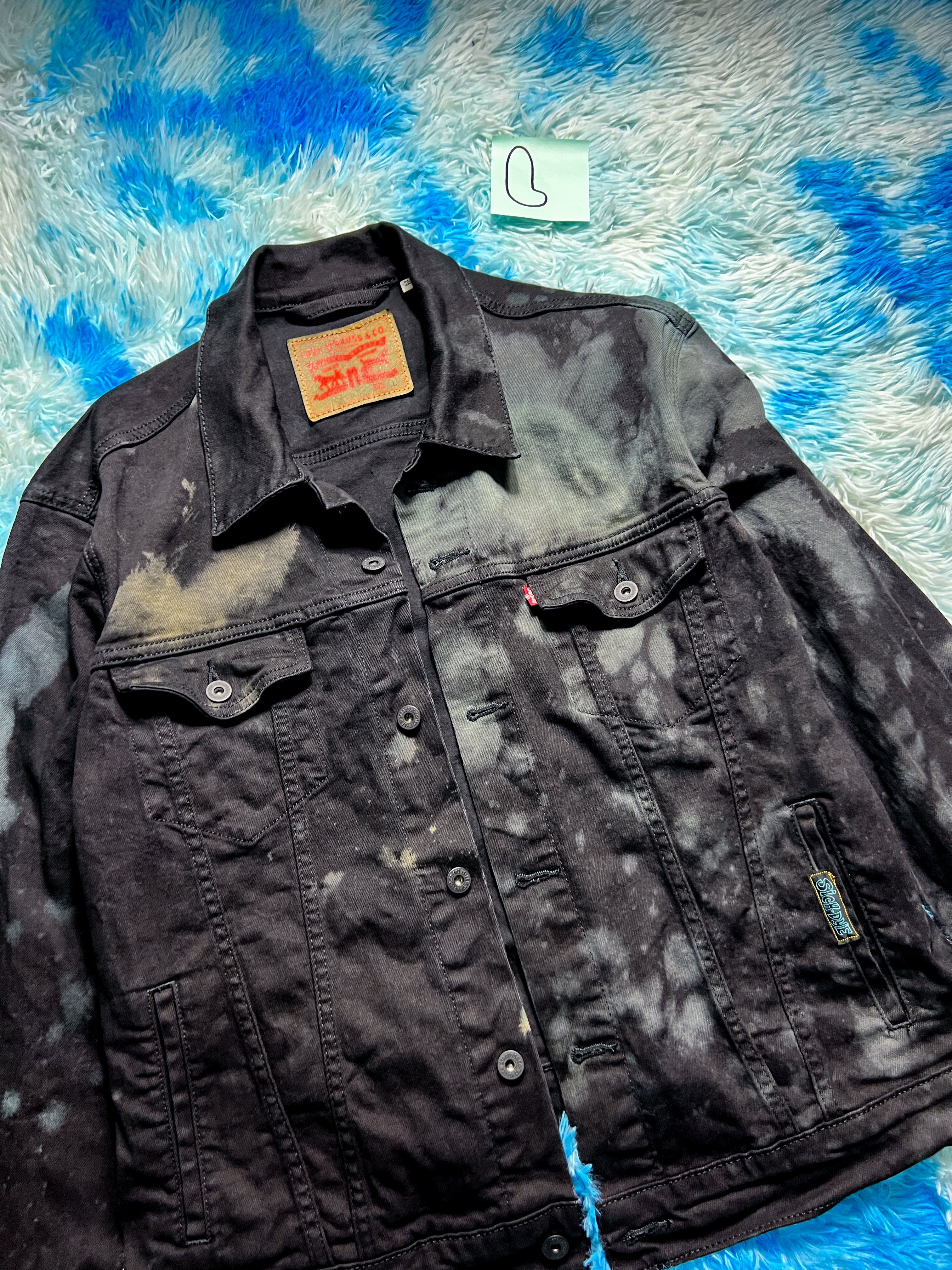 Splash Dye Levi's Trucker Jacket size (L)